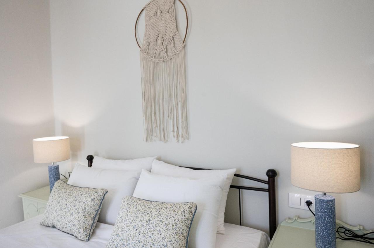 Sunny Yard Apartments Порос Экстерьер фото